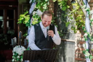 Trauredner für Eure freie Trauung in Karlsruhe, Baden-Württemberg und deutschlandweit. Marco Schenk ist an Eurer Seite.