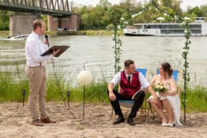 Die freie Trauung am Rhein mit Trauredner Marco Schenk